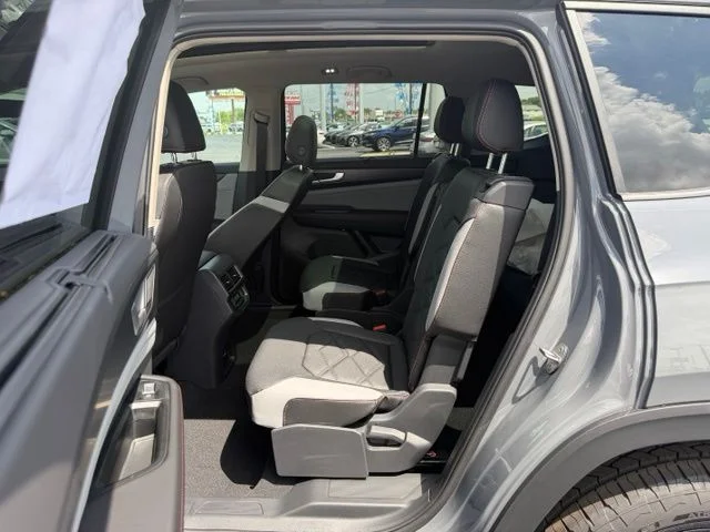 New 2026 Gray Volkswagen 2.0T Peak Edition image 9
