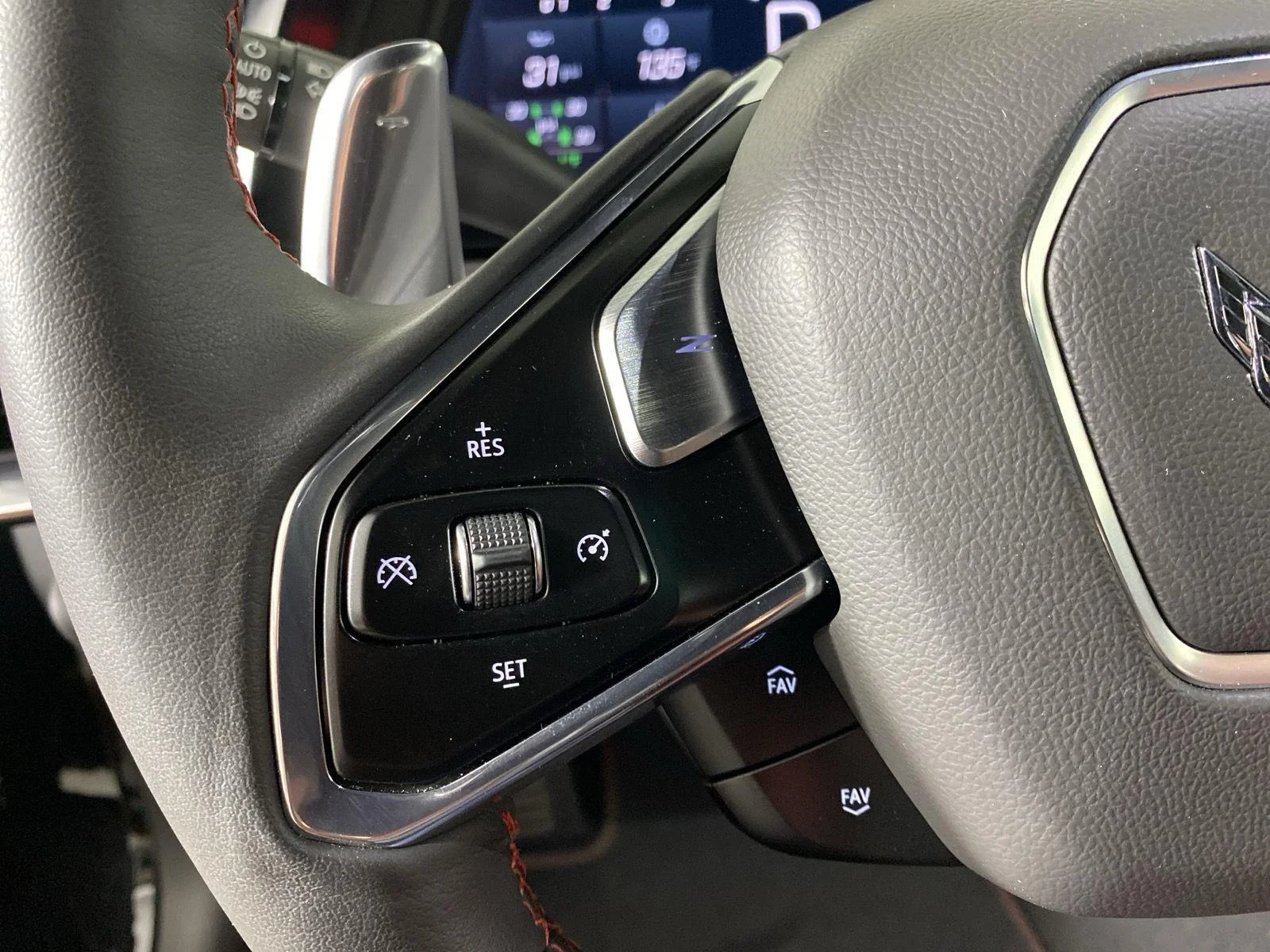 Used 2020 BLACK Chevrolet 2LT image 14