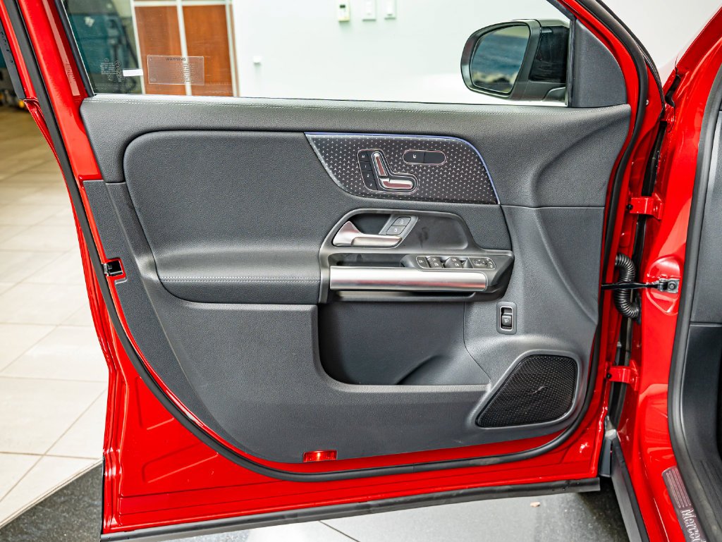 New 2026 MANUFAKTUR Patagonia Red Metallic Mercedes-Benz GLA 250 image 19