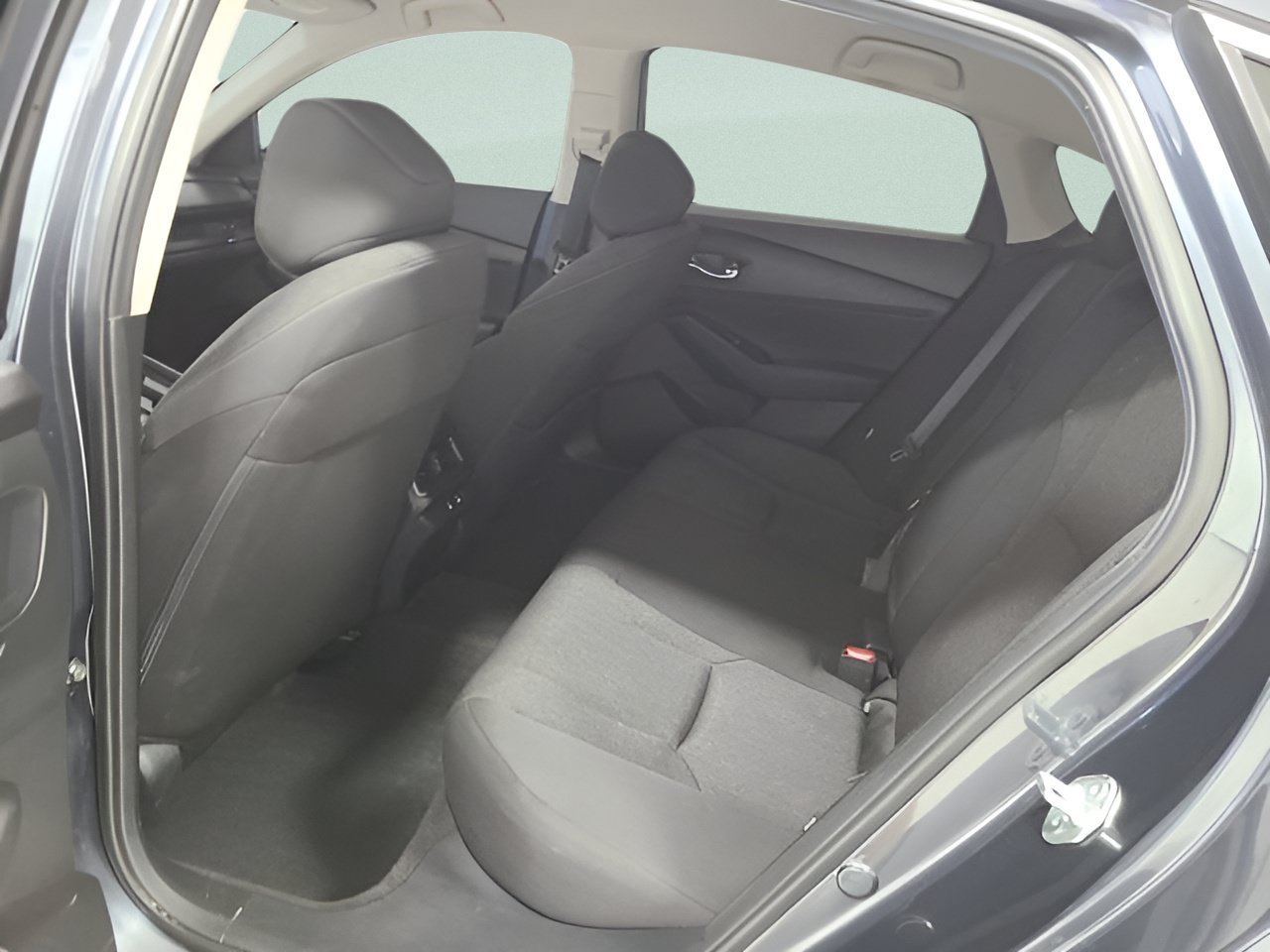 Used 2025 Meteorite Gray Metallic Honda LX image 14