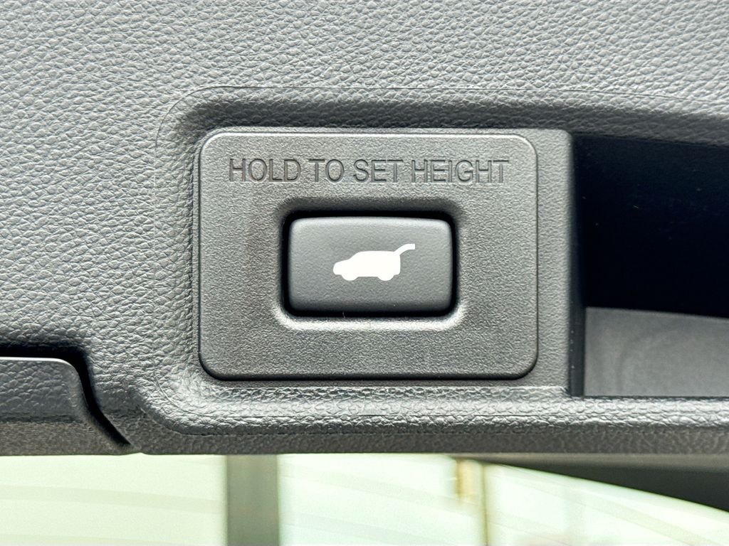 Used 2026 Silver Acura Advance Package image 40