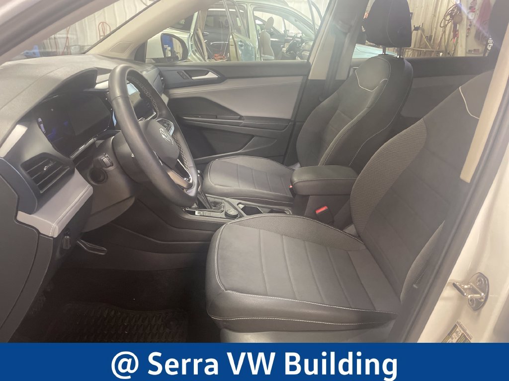 Certified Used 2024 White Volkswagen 1.5T SE image 17