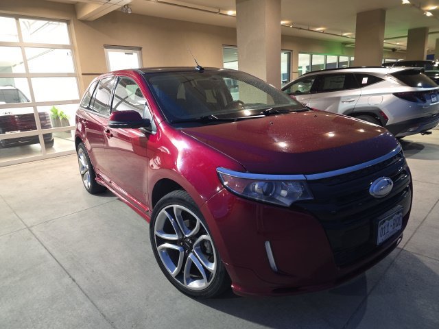 Used 2013 Red Ford Sport image 3