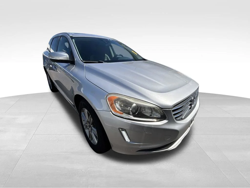 Used 2017 Silver Volvo T5 Inscription image 7