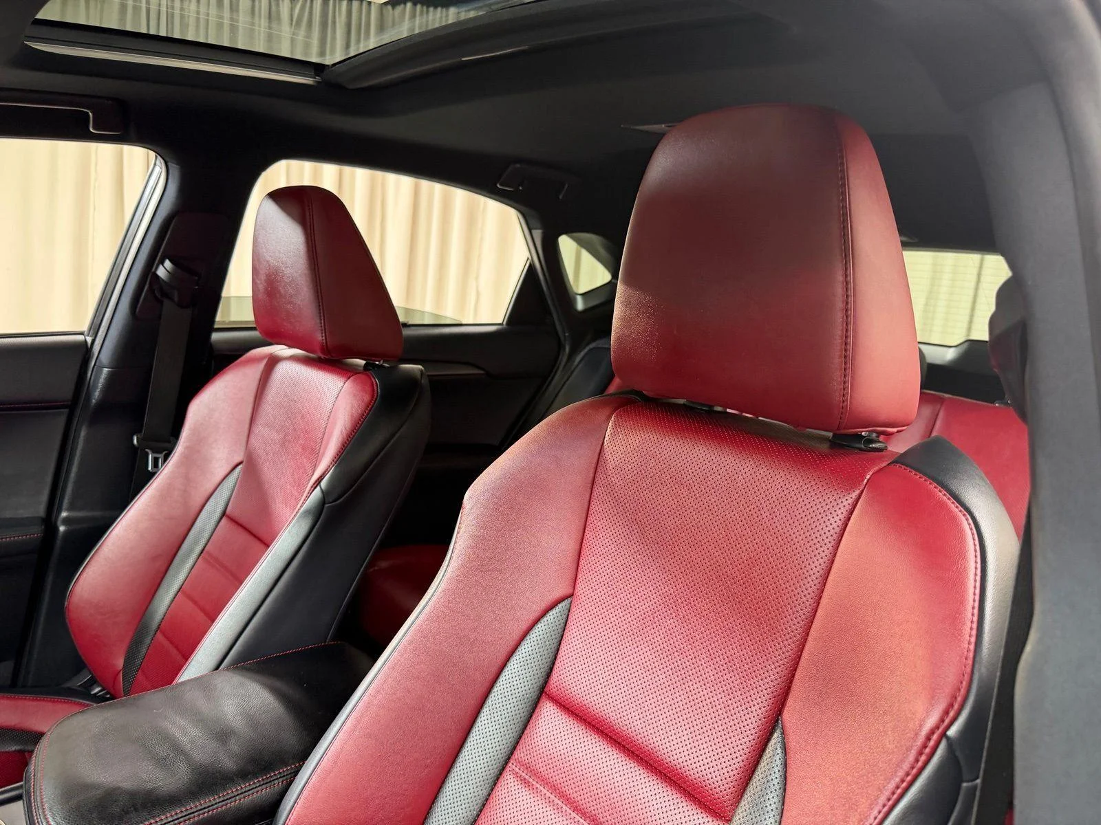 Used 2015 Atomic Silver Lexus F Sport image 28