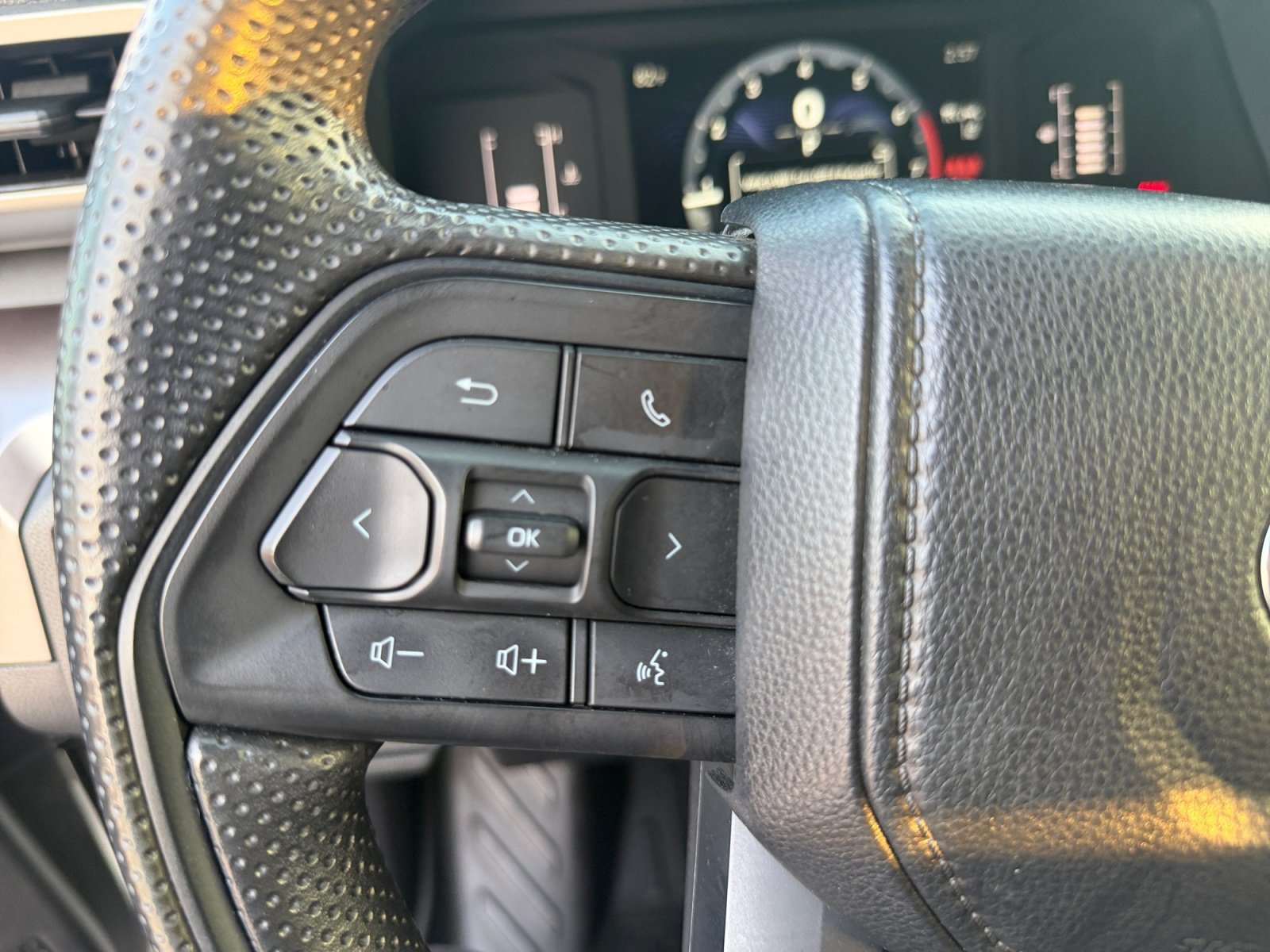 Used 2024 Ice Toyota SR5 image 24