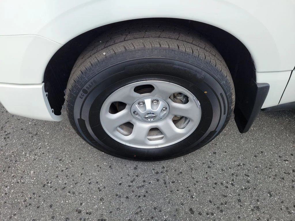 Used 2020 White Nissan S image 7