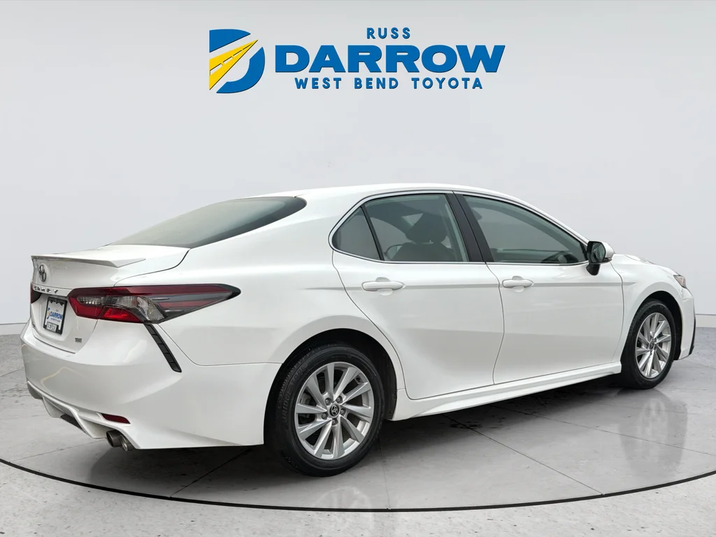 Used 2024 White Toyota  image 5