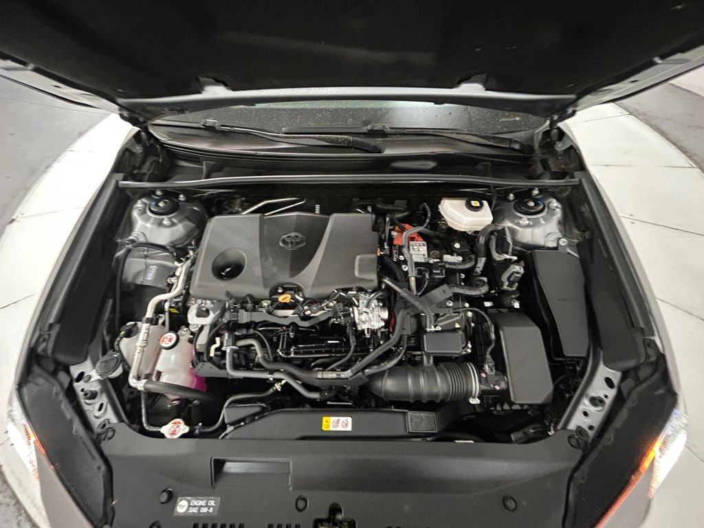 Used 2025  Toyota XSE image 21