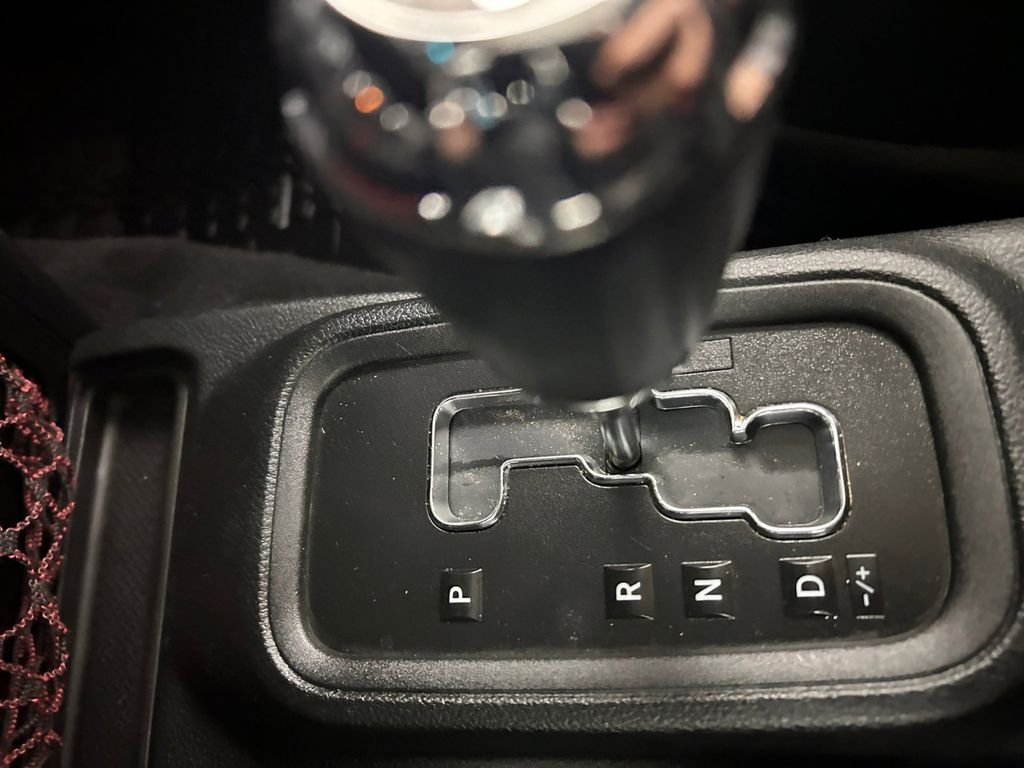 Used 2017 Silver Jeep Unlimited Rubicon Recon image 26