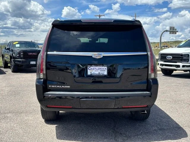 Used 2020 Black Cadillac Luxury image 4