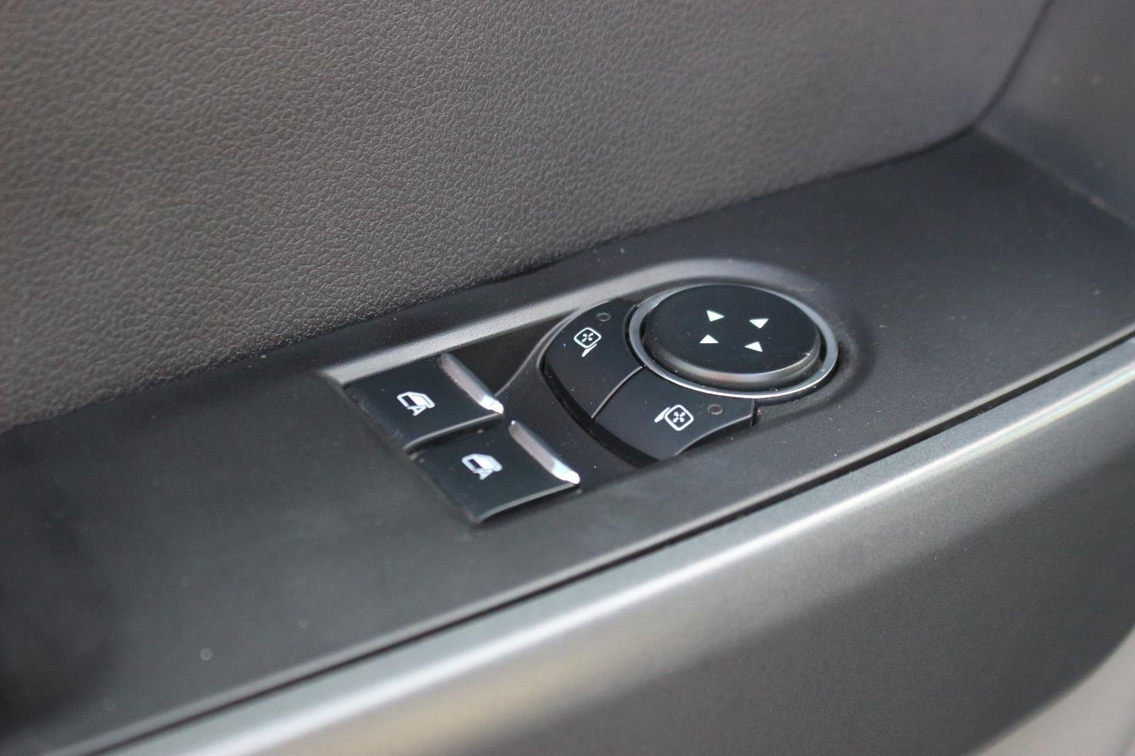 Used 2023 Oxford White Ford XL image 16