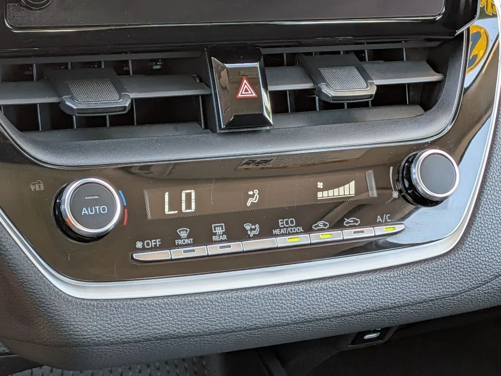 Used 2023 White Toyota LE image 18
