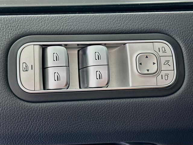 Certified Used 2026  Mercedes-Benz G 63 AMG® image 18