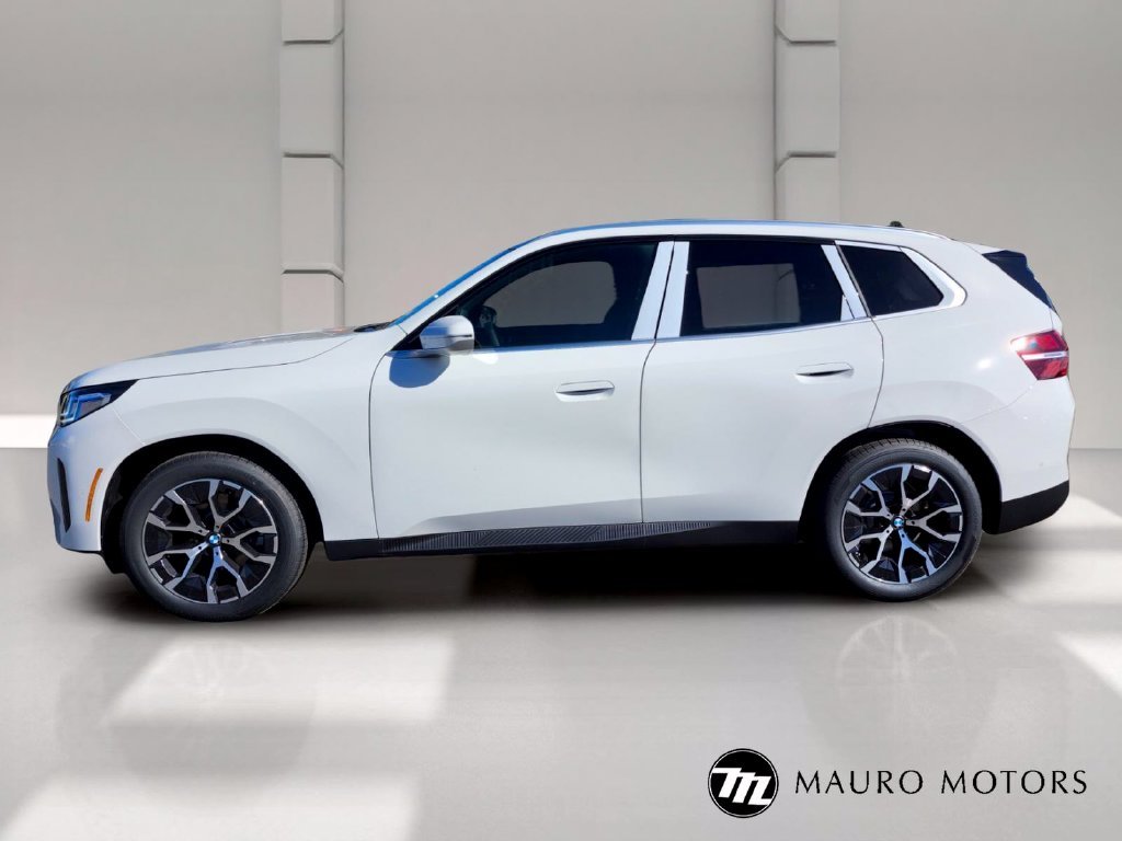 New 2026 White BMW 30 xDrive image 2