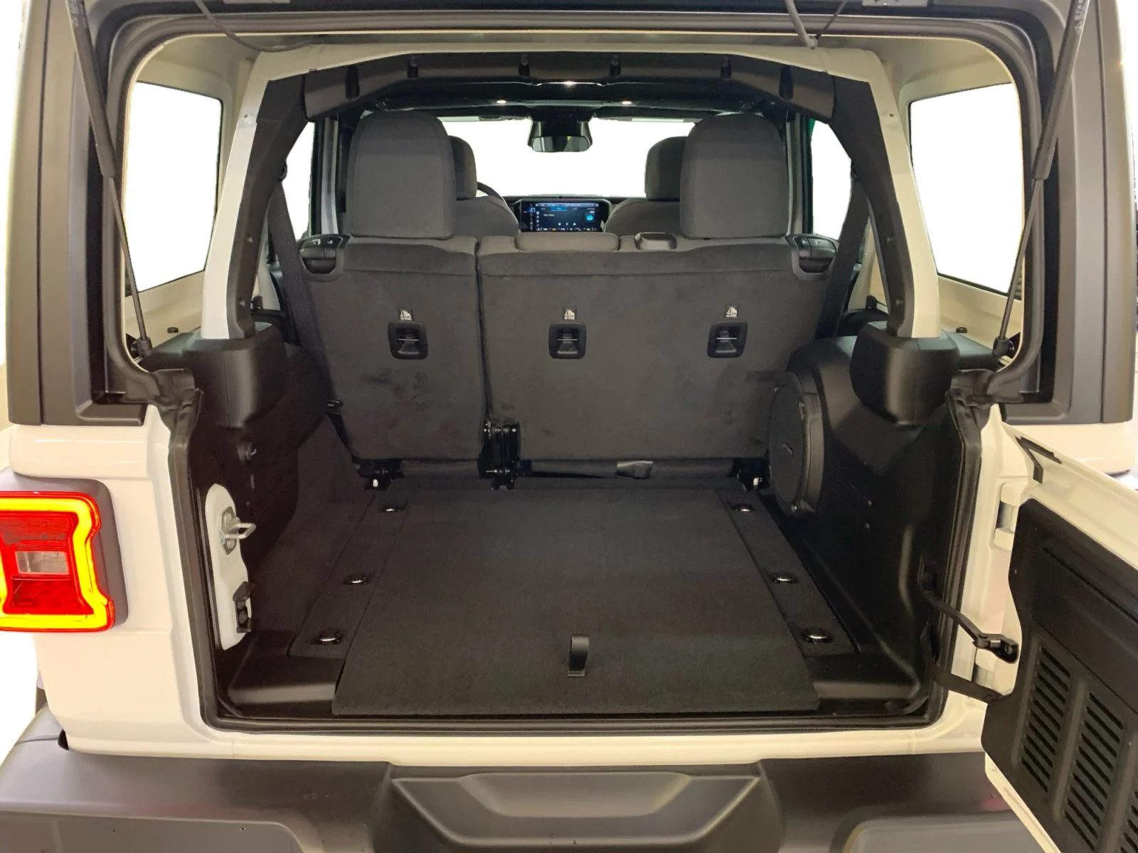 New 2026 Bright White Jeep 85th Anniversary image 19