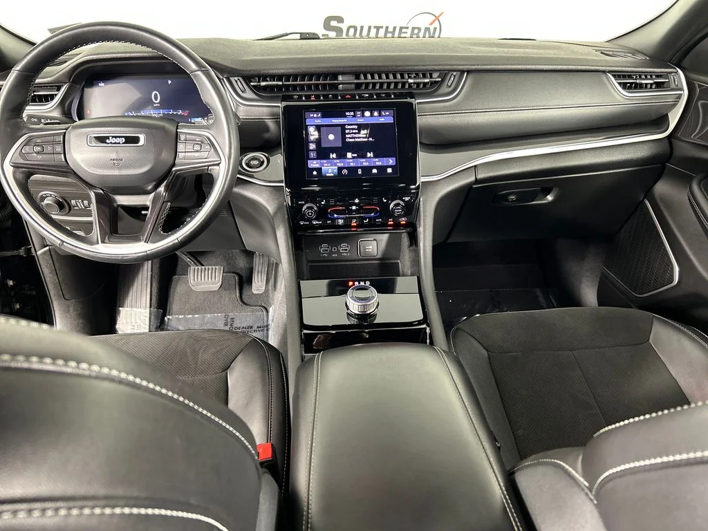 Certified Used 2021 Black Jeep Altitude image 19