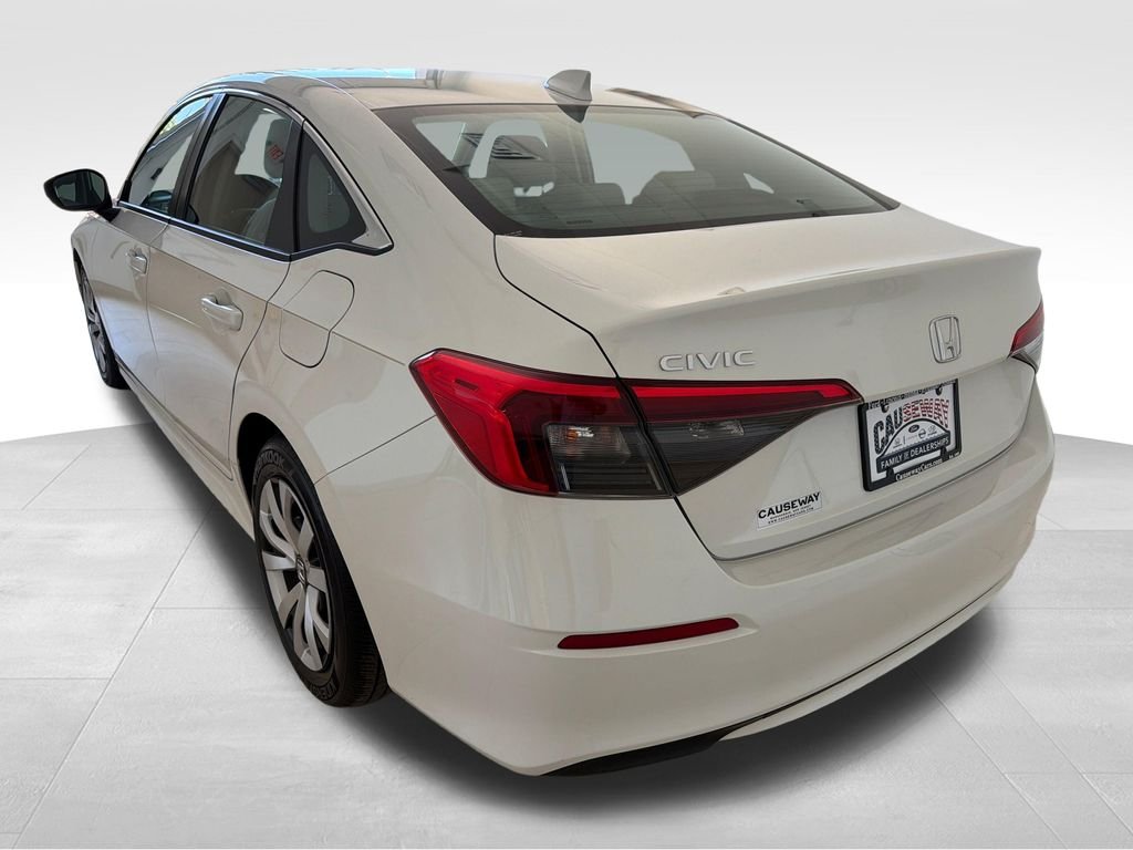 Used 2024  Honda LX image 5