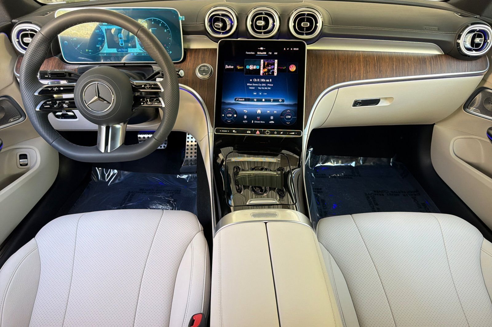 New 2026 Polar White Mercedes-Benz CLE 450 image 2