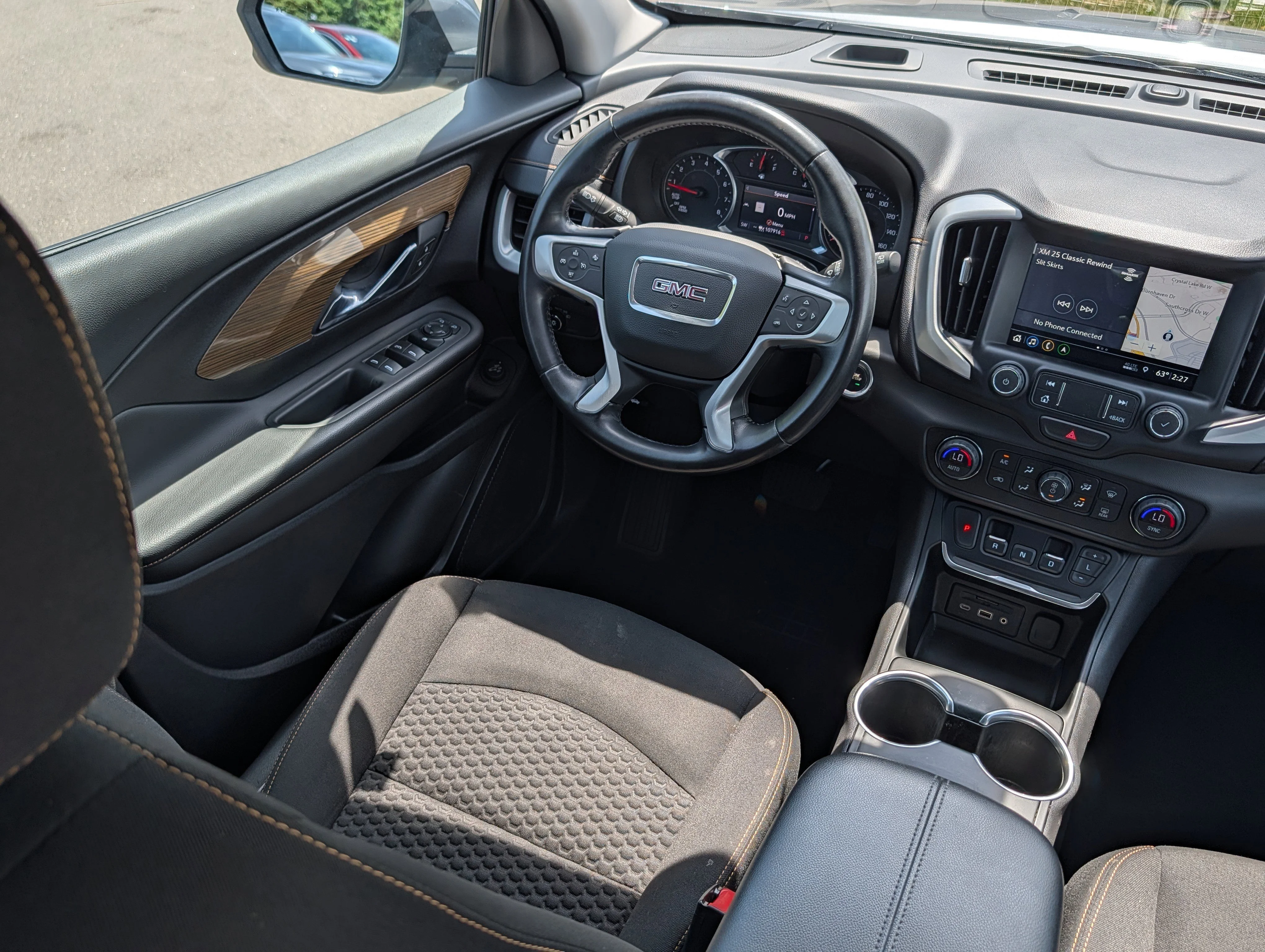 Used 2021 Satin Steel Metallic GMC SLE image 9