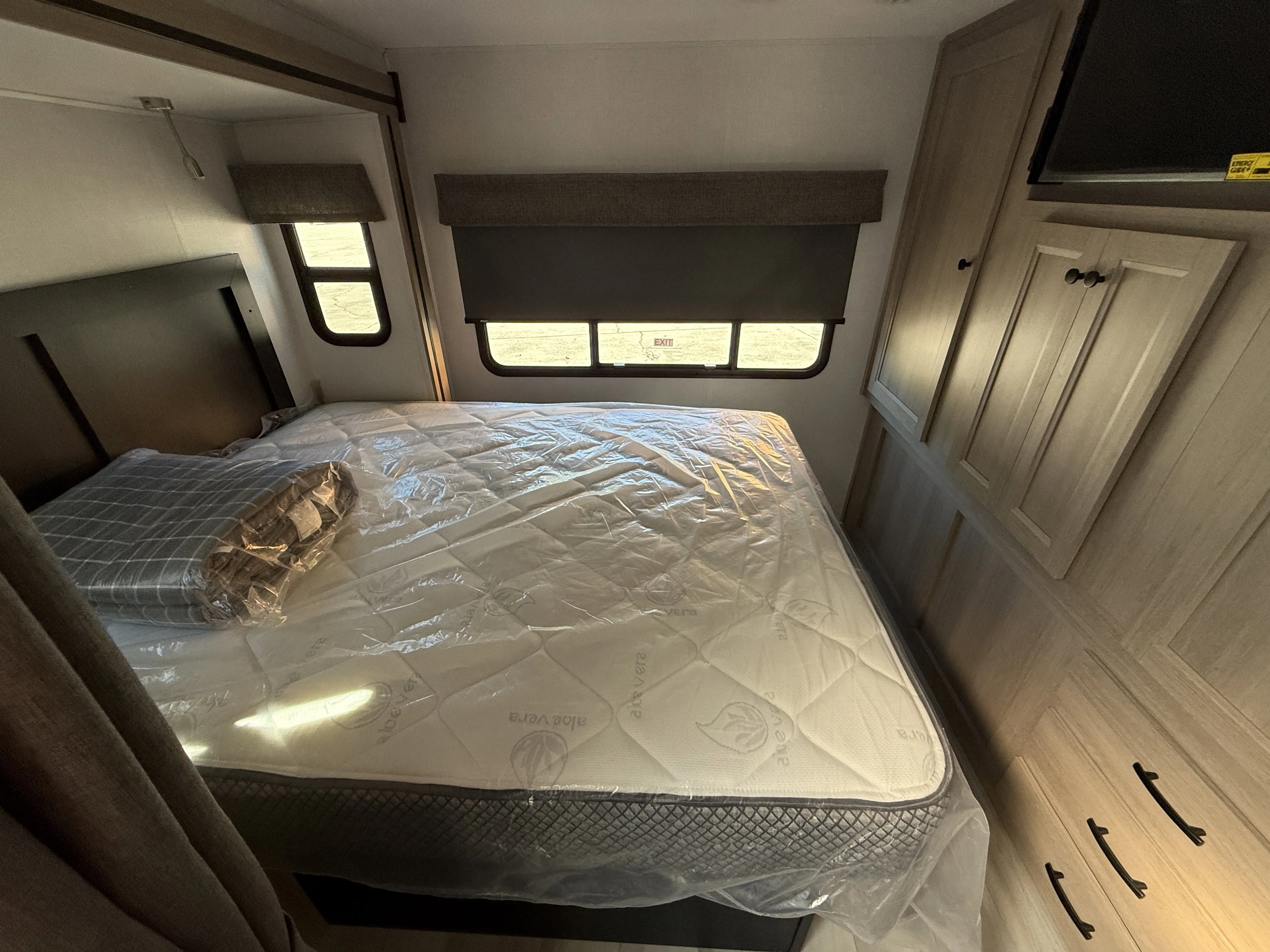 2026 Ford E-Series Cutaway Base - Photo 40
