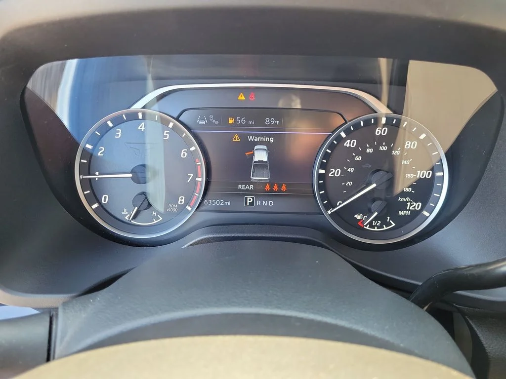 Used 2023 Gray Nissan SV image 32