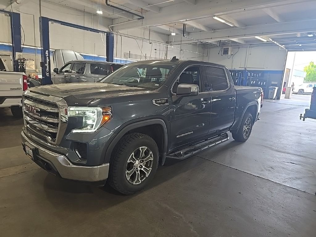 2019 GMC Sierra SLE 4x4 Crew Cab Short Box's photo