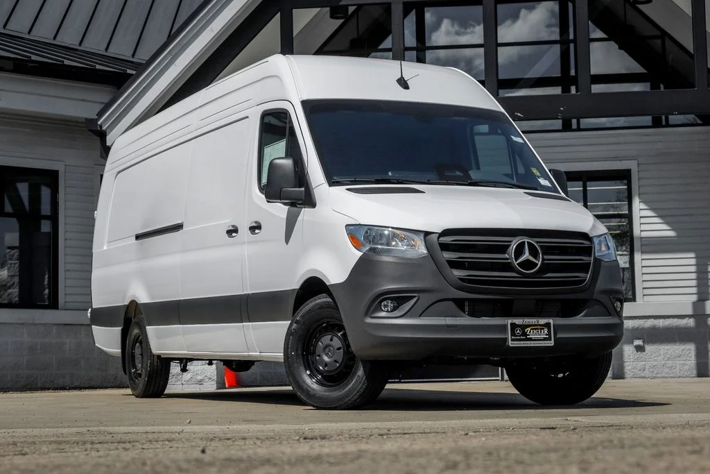 2026 Mercedes-Benz Sprinter 2500 170 Ext WB High Roof's photo