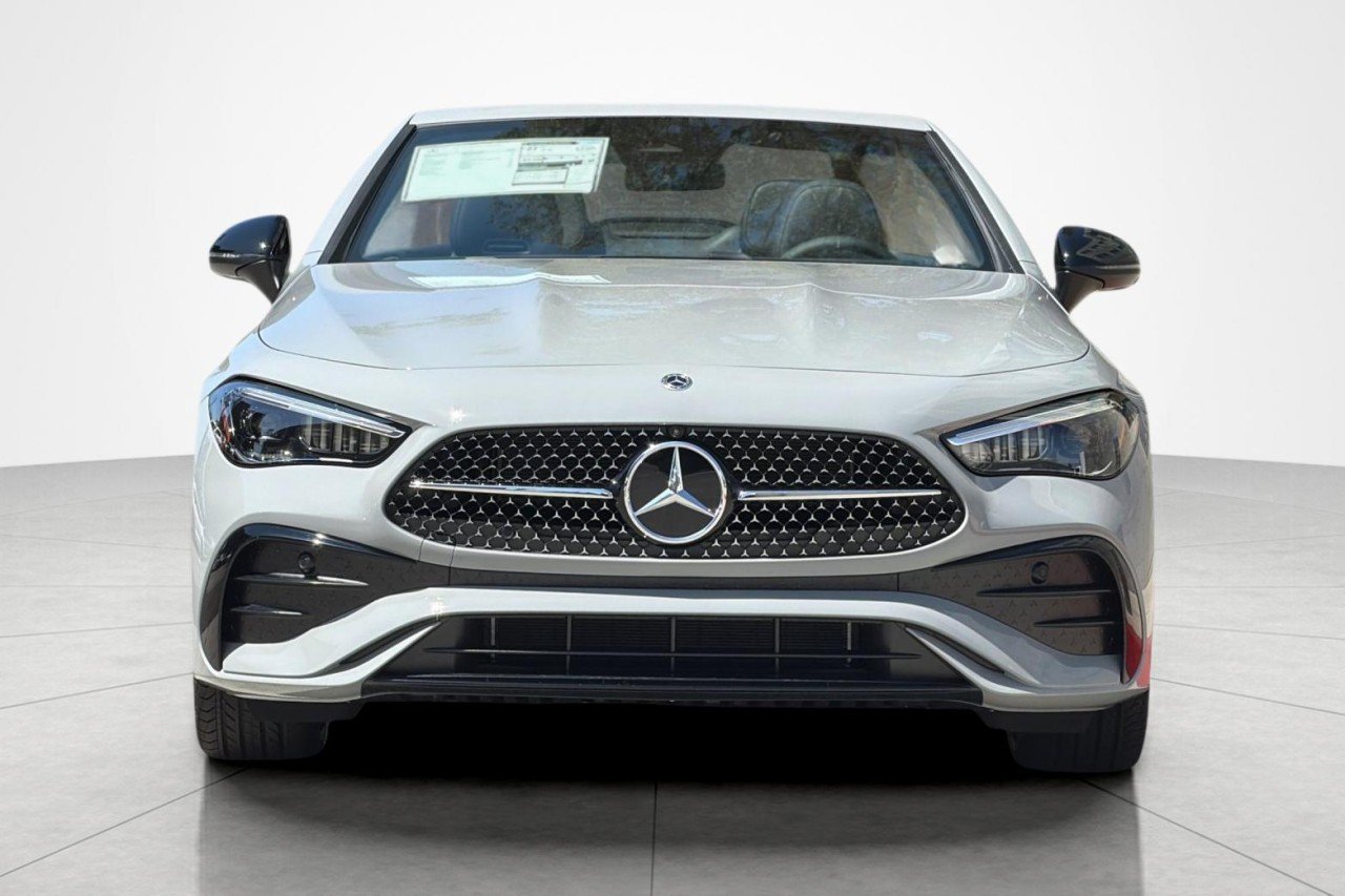 New 2027 MANUFAKTUR Alpine Grey Mercedes-Benz CLE 300 4MATIC® Cabriolet image 8