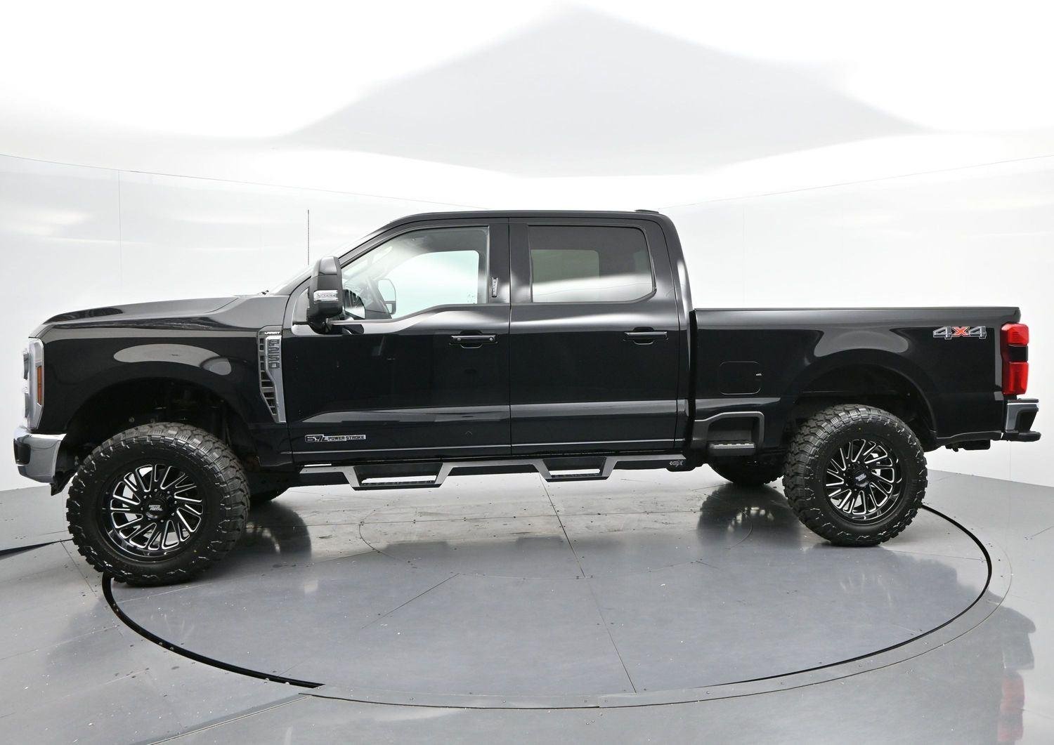 Used 2024 Agate Black Ford LARIAT image 4