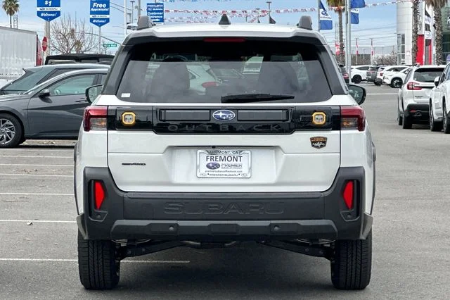 New 2026 CRYSTAL WHITE PEARL Subaru Wilderness image 5