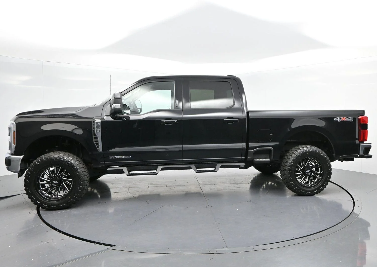 Used 2024 Agate Black Ford LARIAT image 4