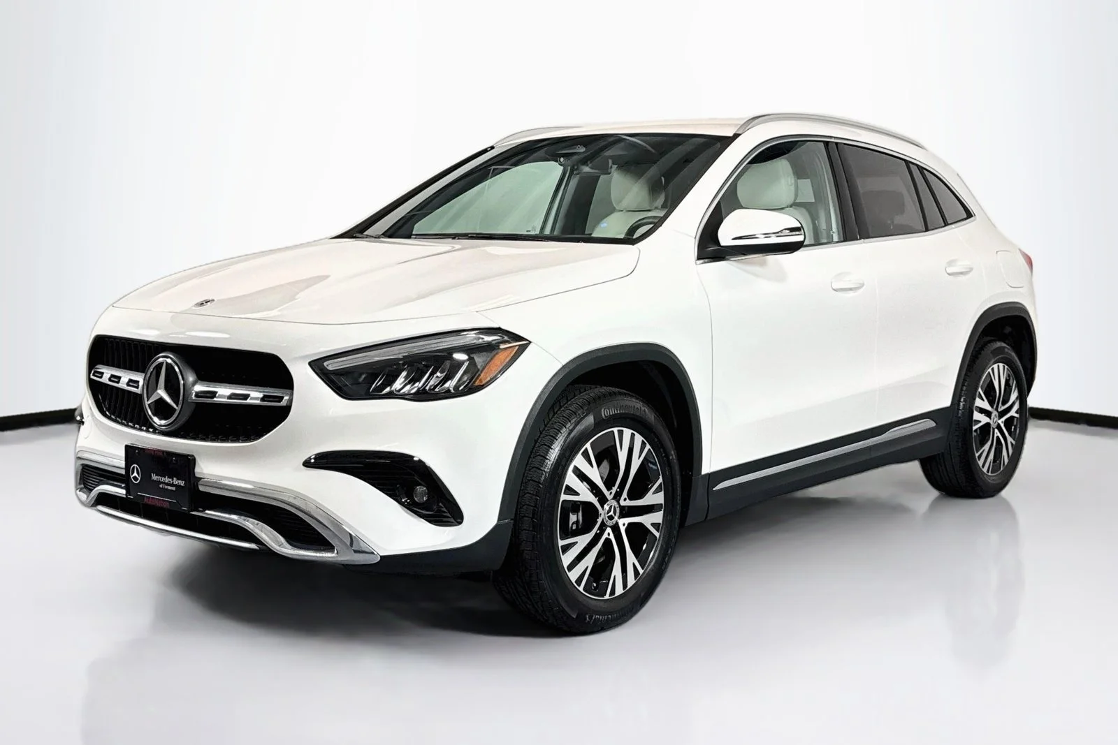 Used 2026 Polar White Mercedes-Benz GLA 250 image 1