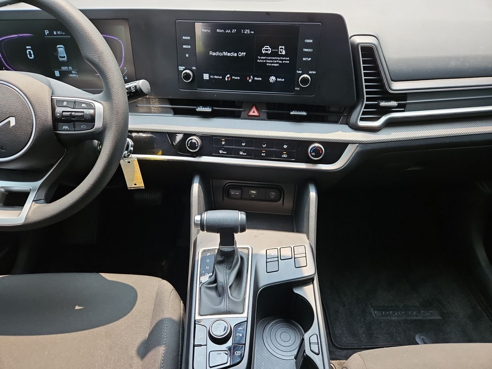 Used 2025 White Kia LX image 11