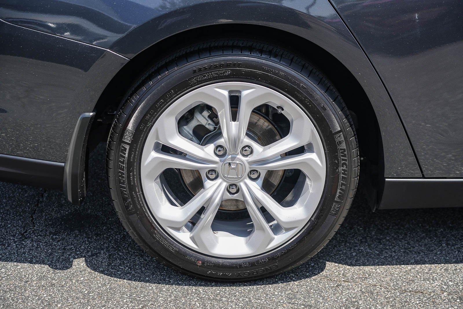 Certified Used 2025 Meteorite Gray Metallic Honda LX image 13