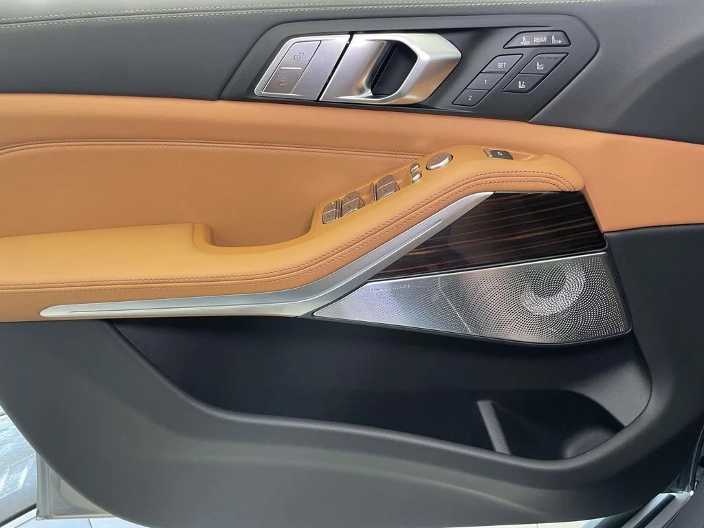 New 2027 Gray BMW xDrive40i image 32