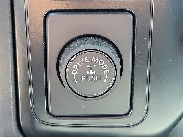 New 2026 Oxford White Ford F-250® XL image 10