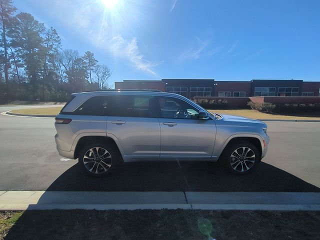 2025 Jeep Grand Cherokee Overland - Photo 14