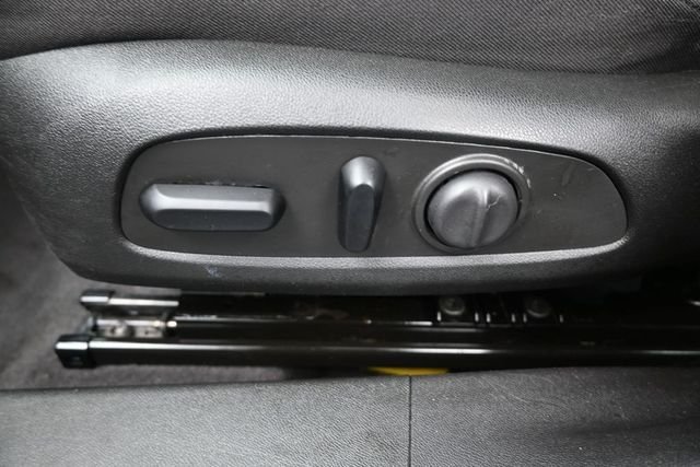 Used 2023 Gray Chevrolet LT image 33