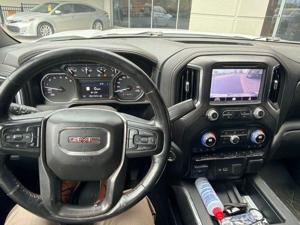 Used 2020 White GMC AT4 image 9