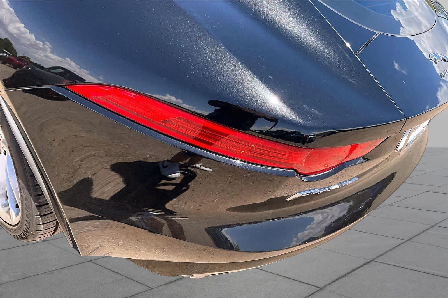Used 2015 BLACK Jaguar V6 S image 23