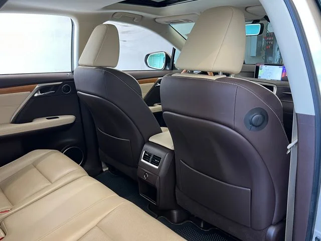 Used 2016 Satin Cashmere Metallic Lexus 350 image 49