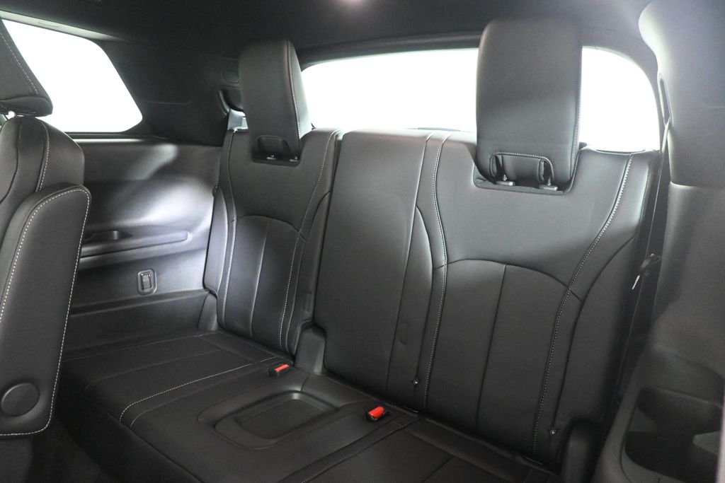 New 2027 2T GRPT SHDW INFINITI Sport AWD image 33