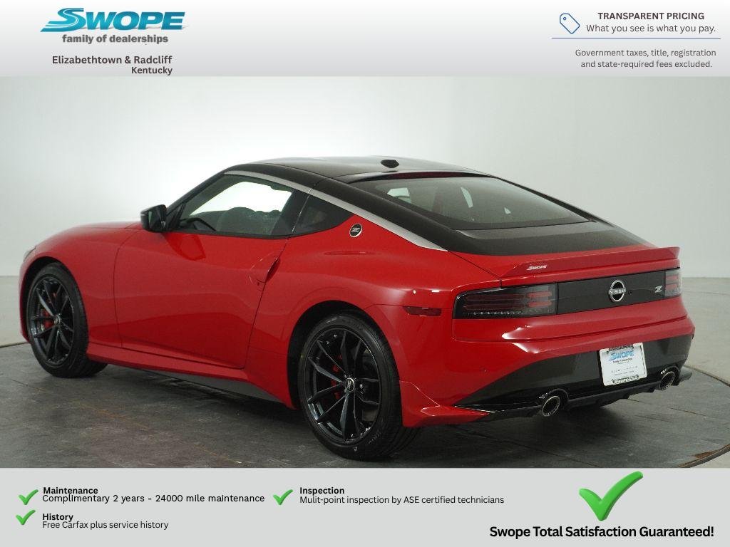 New 2026 Solid Red / Super Black Two-tone Nissan Performance image 6