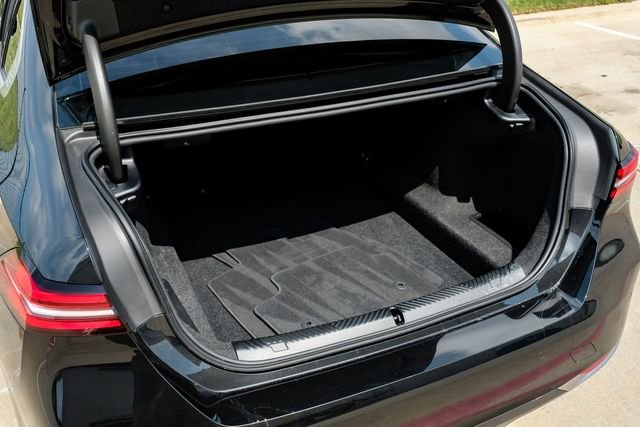 Used 2025 Black BMW 530i image 70