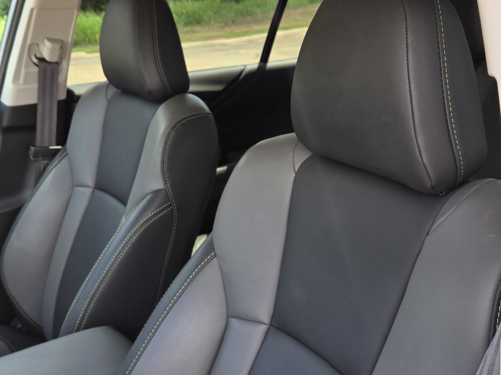 Used 2023 Ice Silver Metallic Subaru Onyx Edition image 30