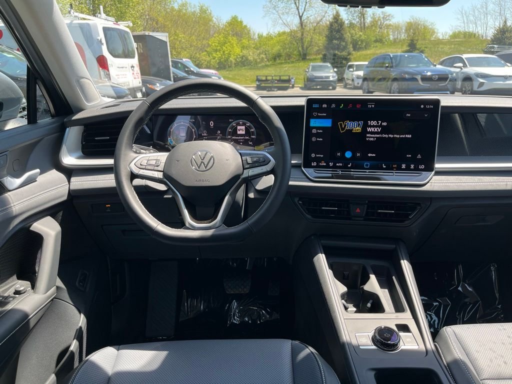 New 2026 Silver Volkswagen 2.0T SE image 18