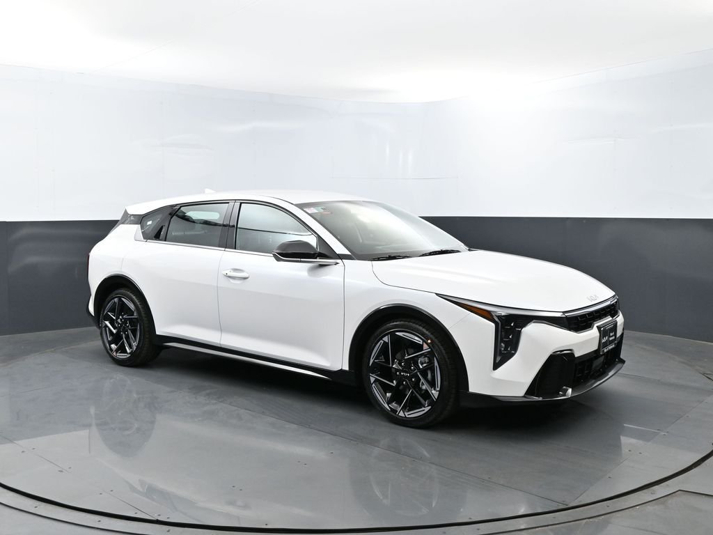 New 2026 Snow White Pearl Kia GT-Line image 3
