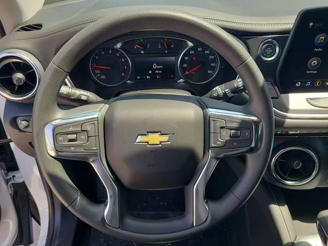 New 2026 Summit White Chevrolet 2LT image 26