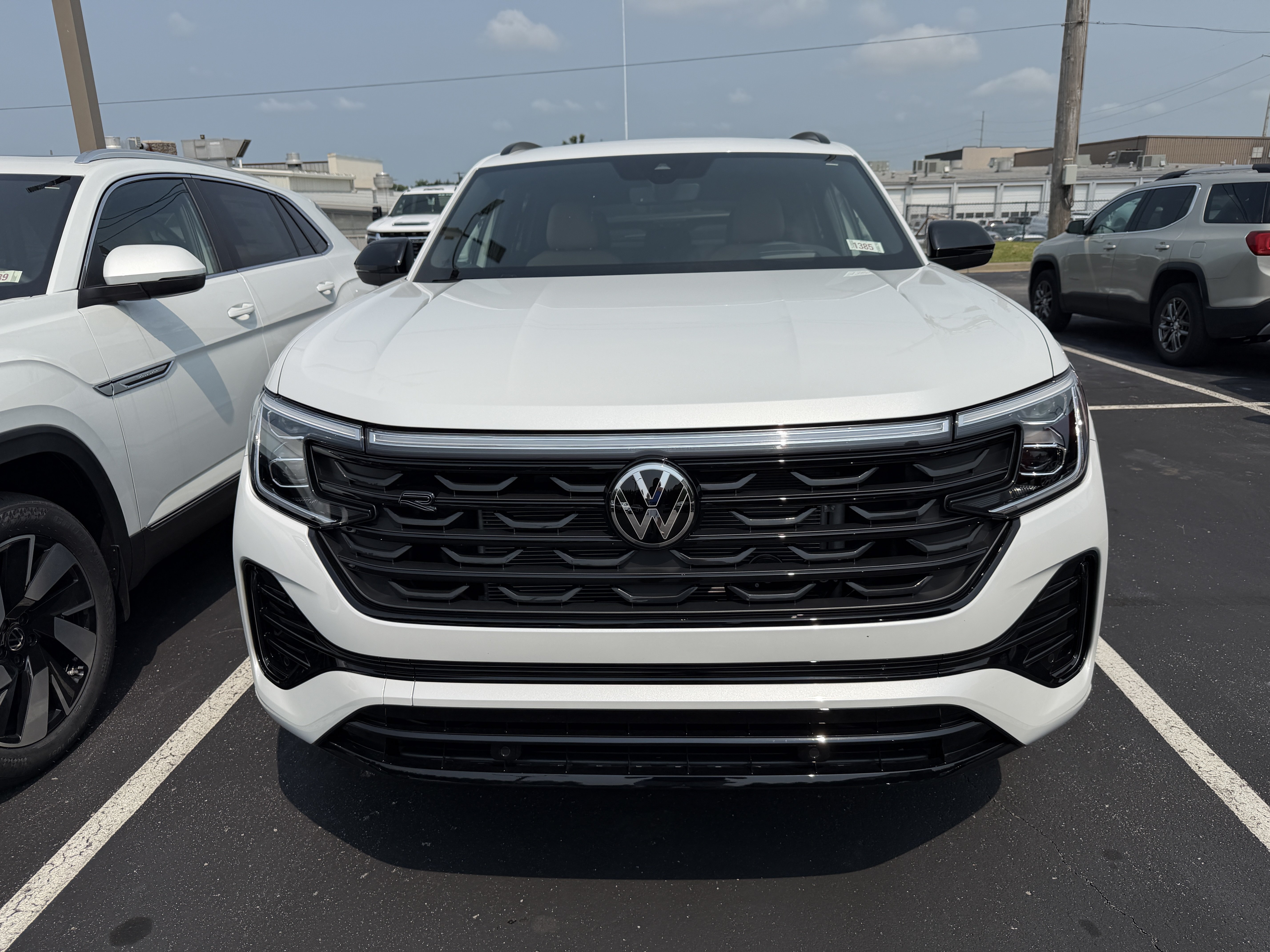 New 2026 Opal White Pearl Volkswagen 2.0T SEL R-Line Black image 3